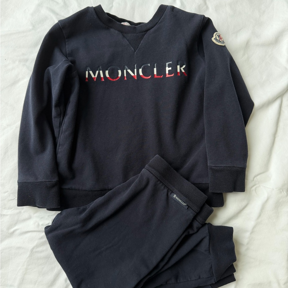 Moncler Black Sweatshirt and Pants Set